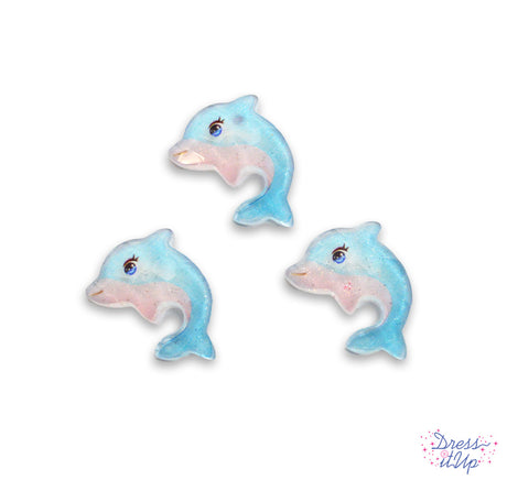 Adorable resin dolphins add to ocean themed crafts