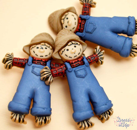 Scarecrows are ready to dress up your autumn, planting and holiday crafting